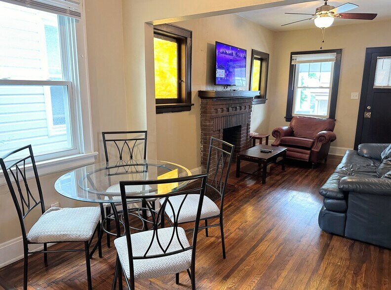 Building Photo - 2540 Vestry Ave