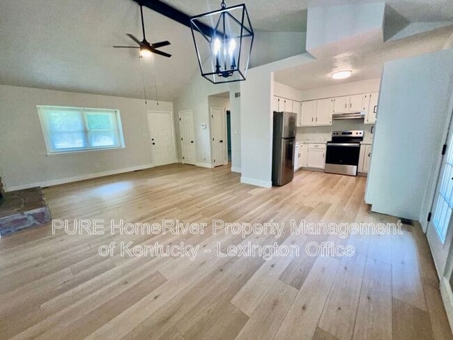Building Photo - 3937 Weber Way