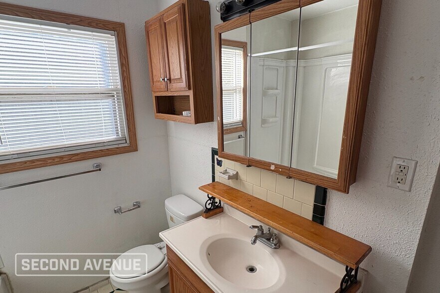 Building Photo - 2723 Filmore Ave