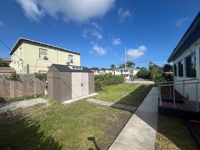 Building Photo - 3161 SW 2nd St