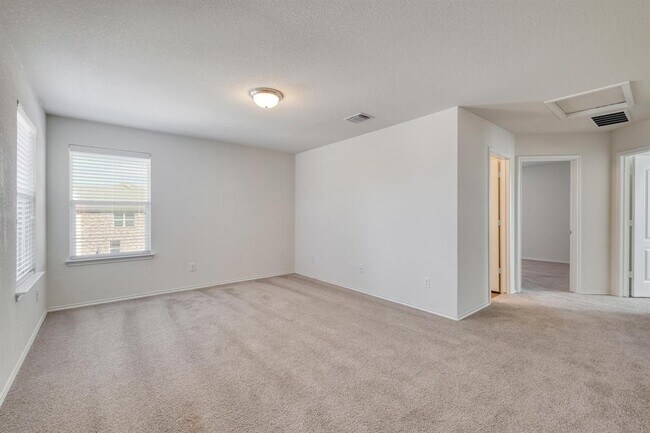 Building Photo - 13603 Abraham Lincoln St