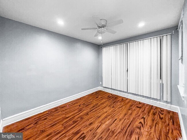 Building Photo - 4644 G St