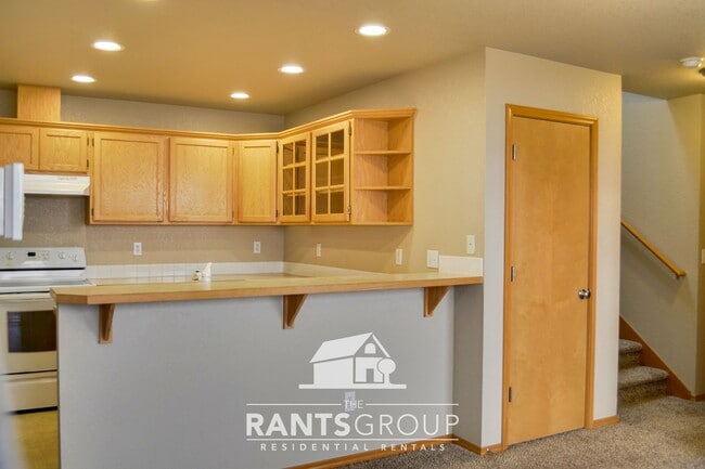 Building Photo - Low maintenance yard!