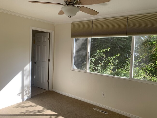 Building Photo - 265 S 1135 W