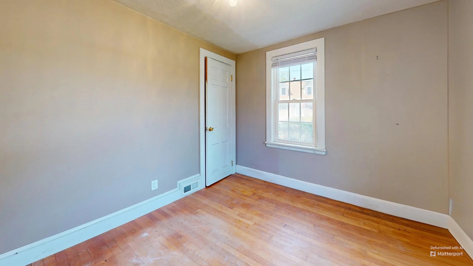 Building Photo - 55 Brentwood St