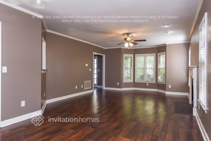 Building Photo - 1460 Gabriel Dr