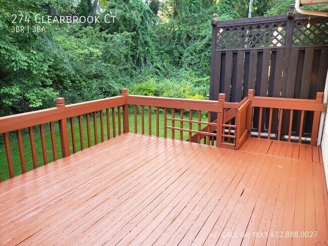 Building Photo - 274 Clearbrook Ct