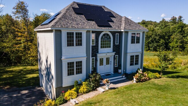 Building Photo - 22 White Pine Dr