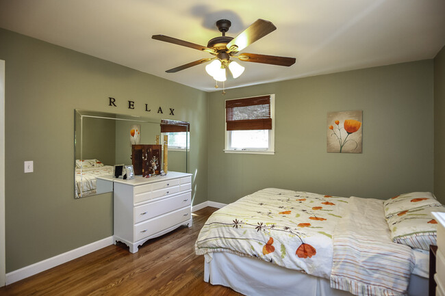 Photo 8. Master Bedroom - 1623 Lethia Dr