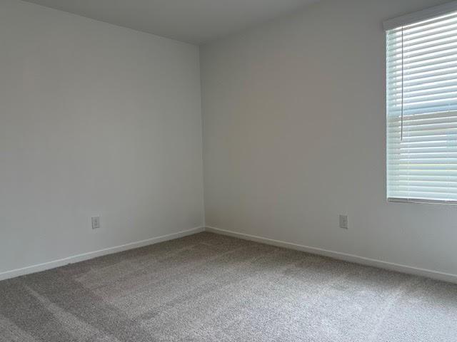 Building Photo - 1038 Raintree Rd