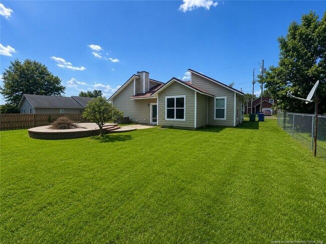 Building Photo - 1228 Bromley Dr