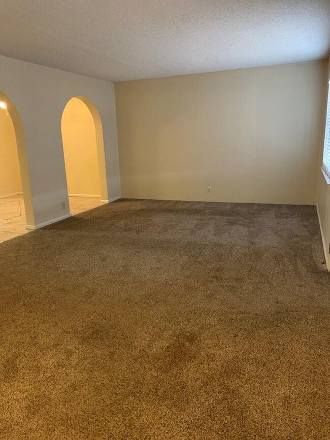 Building Photo - 3312 Tanglewood Ln