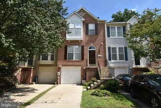 Building Photo - 6617 Cambria Terrace