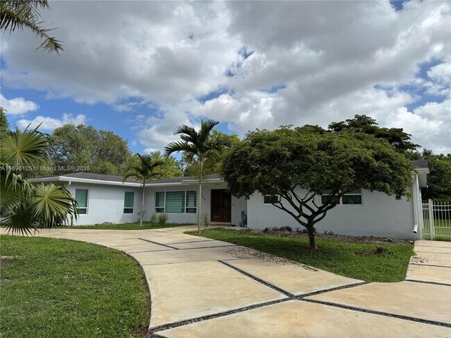 Primary Photo - 9401 SW 69th Ct