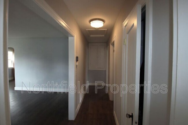 Building Photo - 1905 4th Street