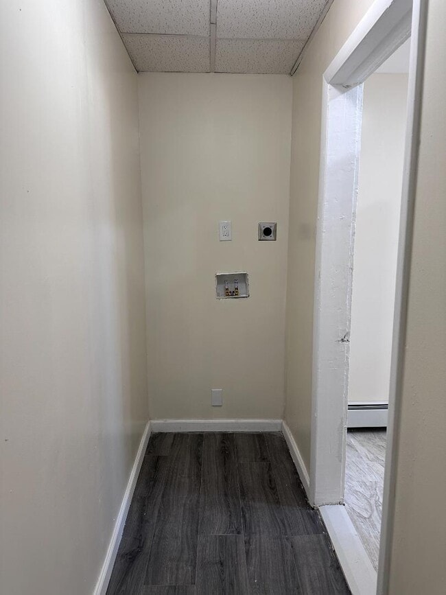 Building Photo - 153 Vine St