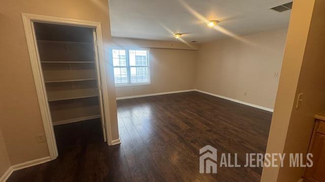 Building Photo - 401 North Ave