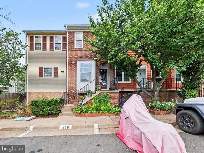 Building Photo - 13849 Constitution Ct