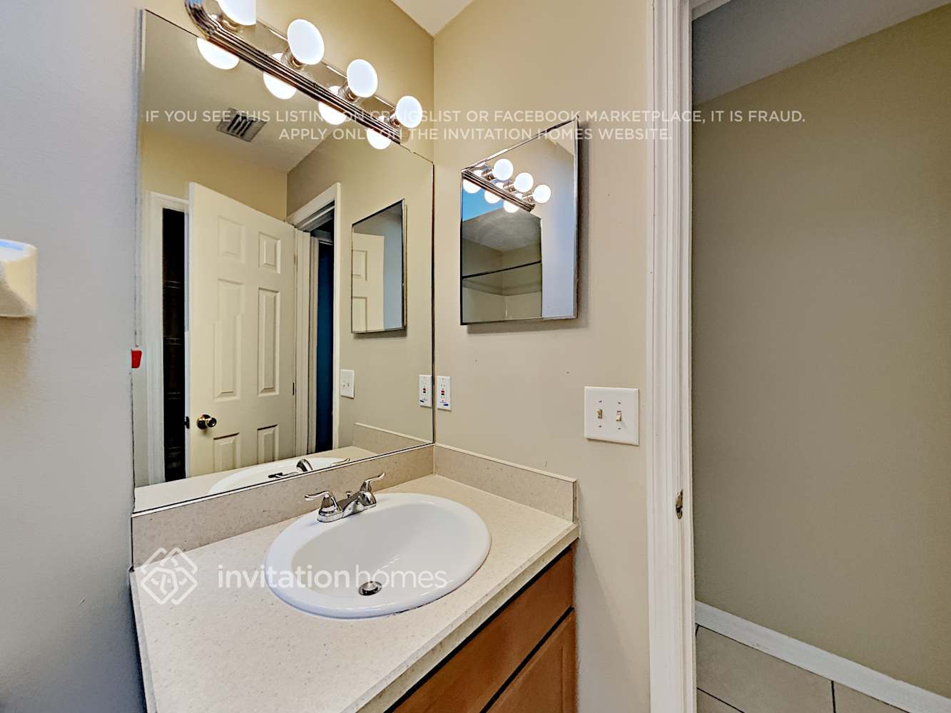 Building Photo - 1453 Sugarberry Ln