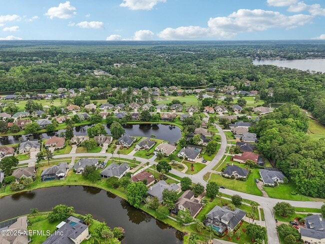 Building Photo - 2260 Harbor Lake Dr