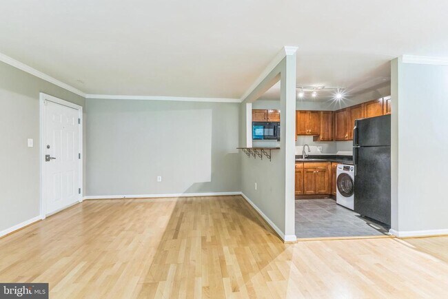Primary Photo - 3105 Naylor Rd SE