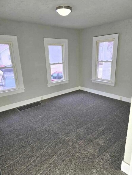 Building Photo - 417 Fulton Ave