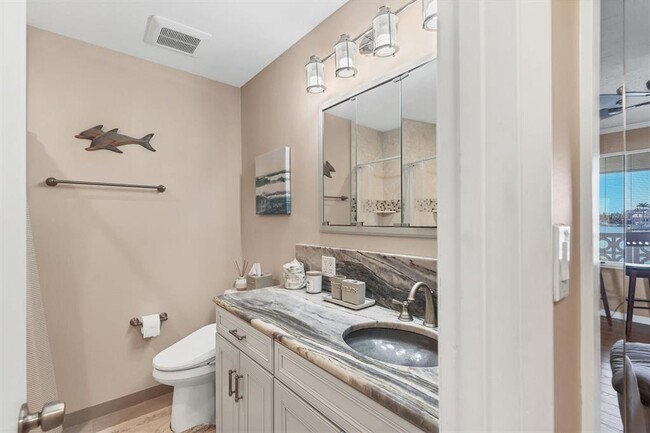 Building Photo - 761 John Ringling Blvd