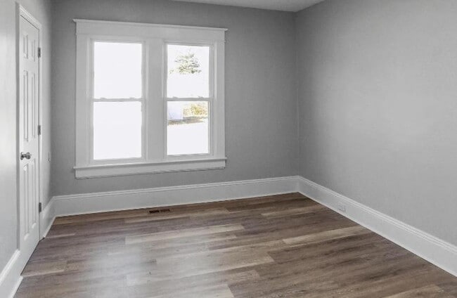 Building Photo - 1417 Cokey Rd