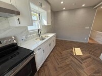 Building Photo - 60-50 59th Dr