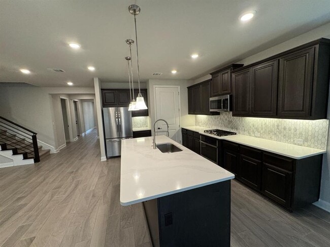 Building Photo - 19108 Fernando Trl