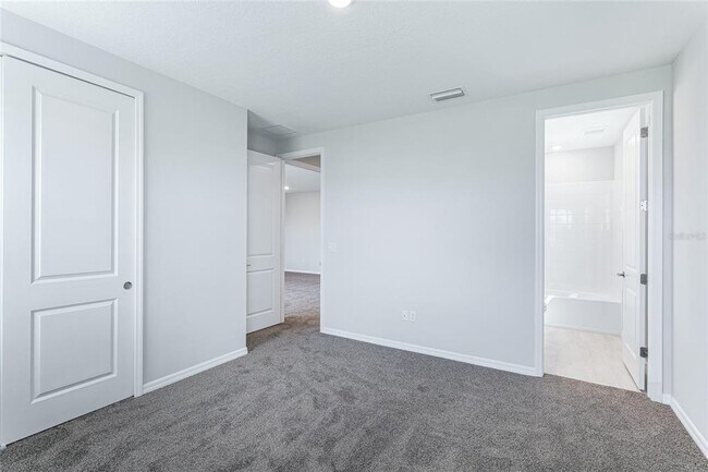 Building Photo - 8440 Skye Rnch Blvd