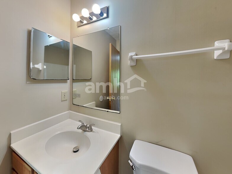 Building Photo - 7507 Canal Highlands Blvd