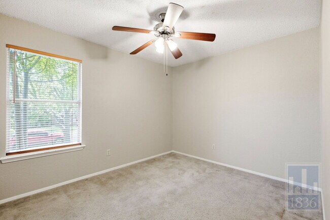 Building Photo - 9002 Marsh Dr