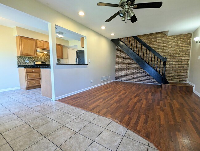 Building Photo - 334 Marcia Ct