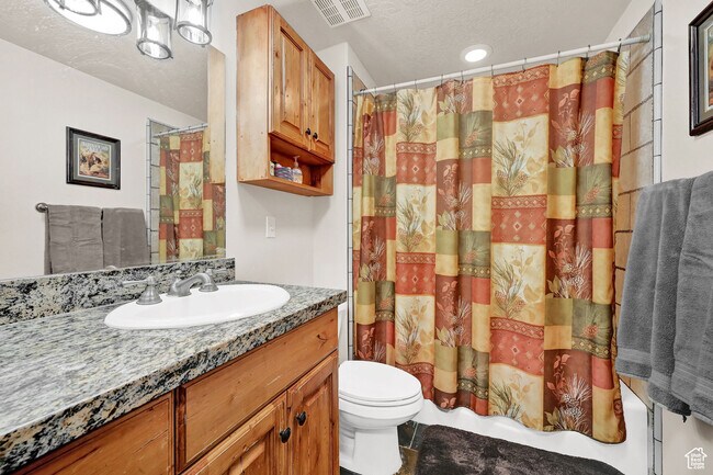 Building Photo - 3521 N Fox Run Dr