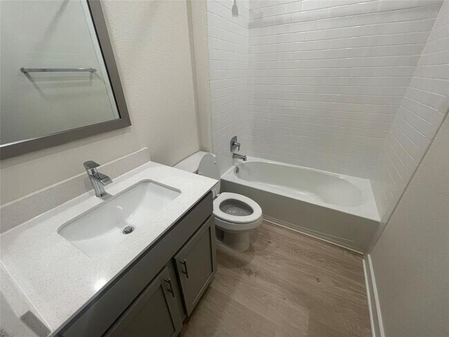 Building Photo - 1905 Armitas Ter