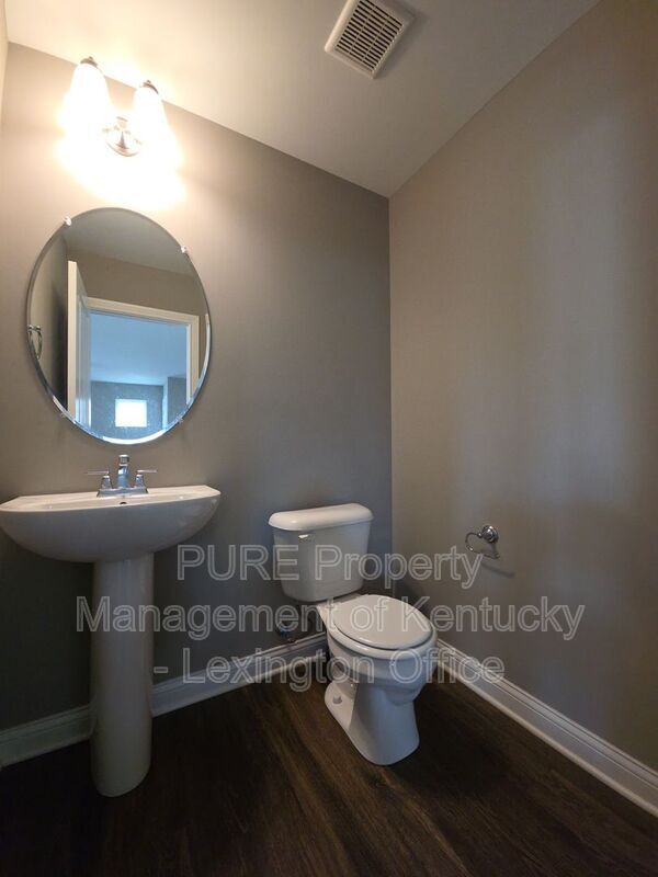 Building Photo - 2756 Burnt Mill Rd