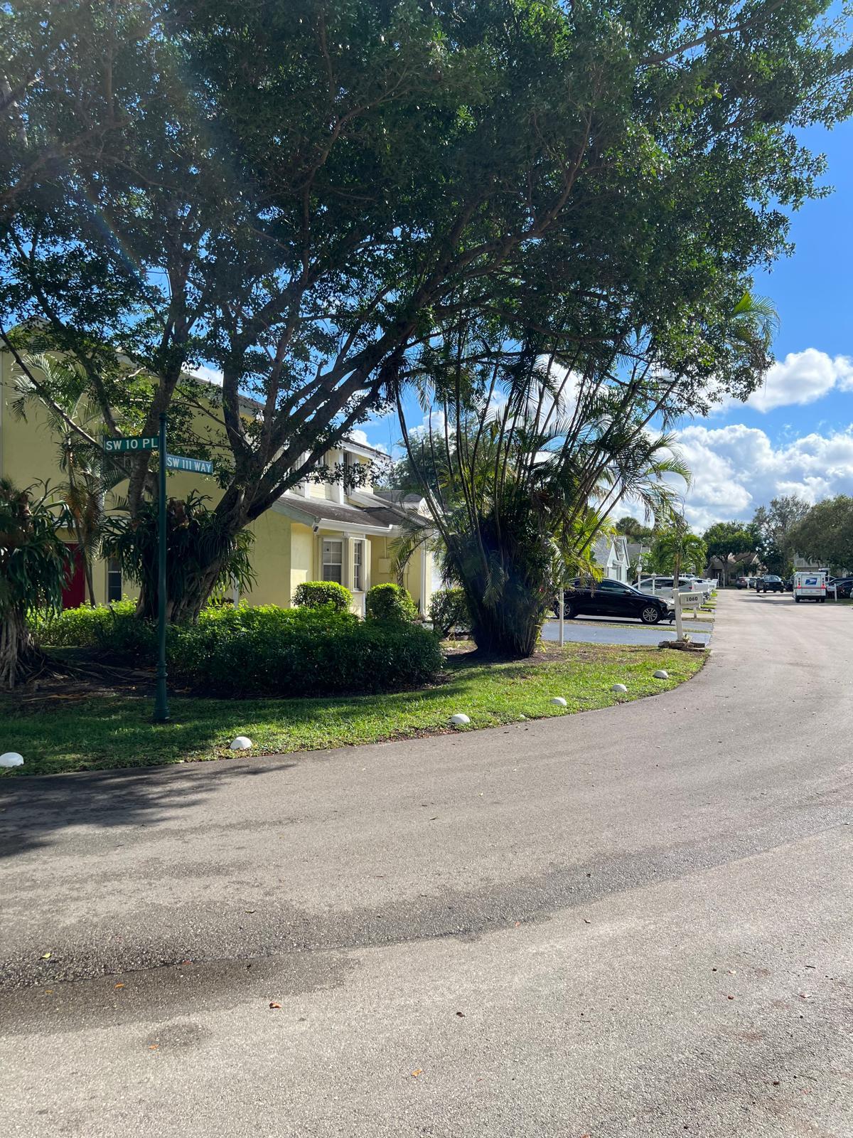 Building Photo - 1060 SW 111th Way