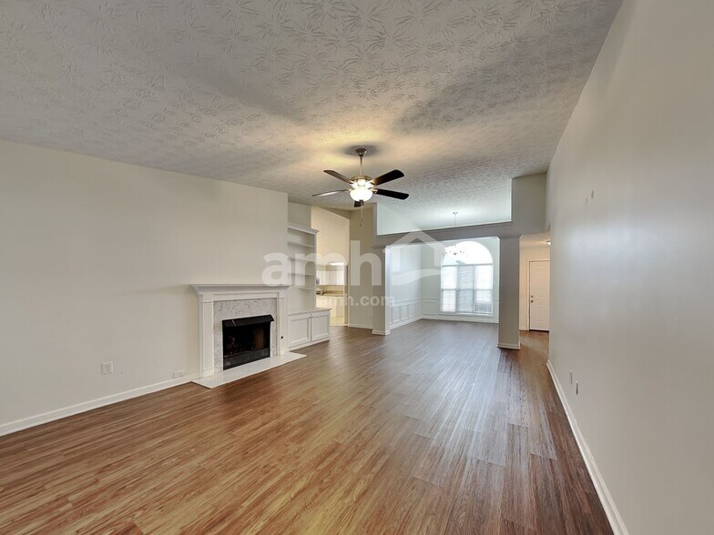 Building Photo - 18 Ludwick Ln