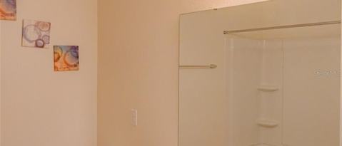 Building Photo - 275 Lake Lucerne Way