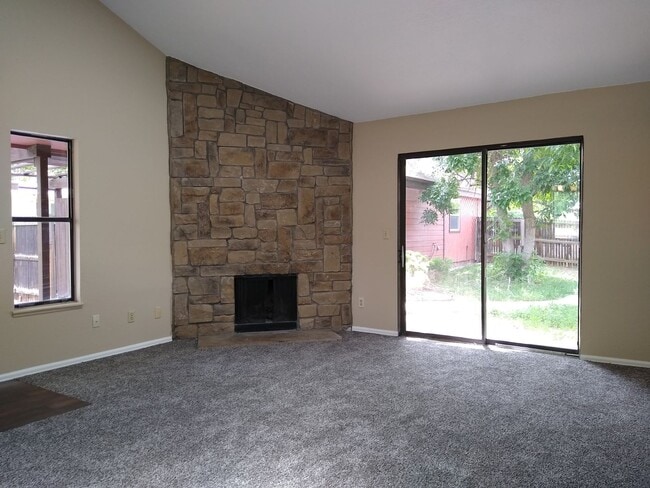 Building Photo - Available Now! Lakewood 2 Bed 2 Bath Duplex w/ Garage and Large Fenced Yard