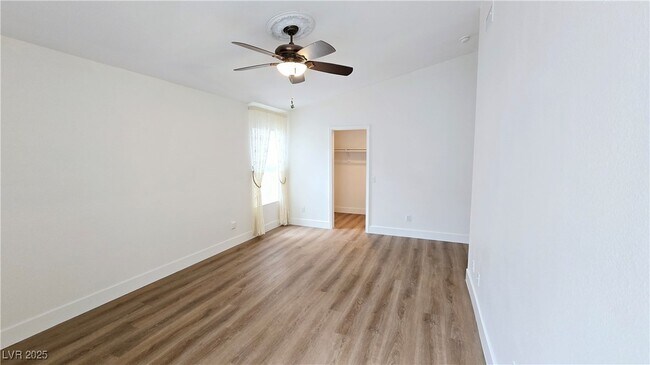 Building Photo - 9633 Boylagh Ave