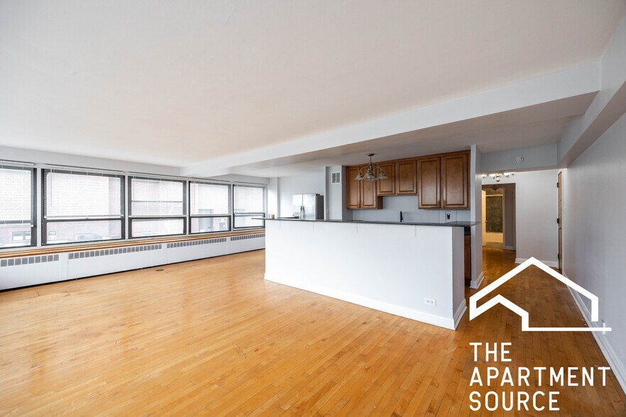 Building Photo - 4180 N Marine Dr