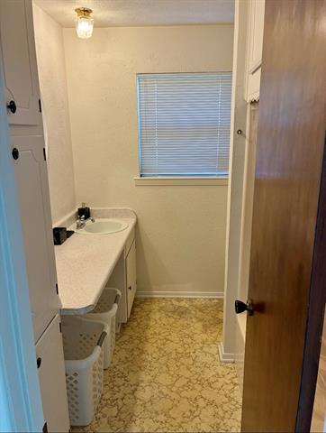 Building Photo - 1225 Harris Ave