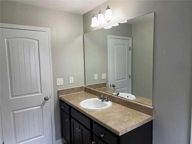 Building Photo - 4680 Raven Wood Loop