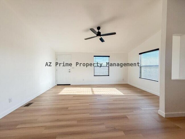 Building Photo - 51880 Gold Plains Rd