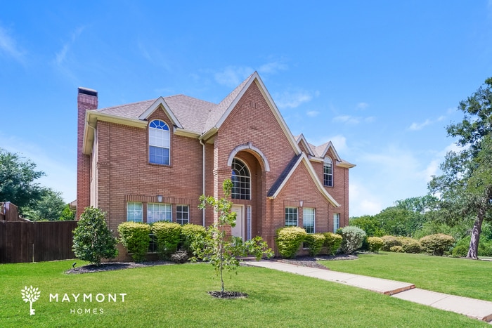 Building Photo - 713 Belmeade Ln