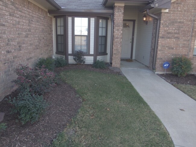 Building Photo - 4510 Fawn Dr