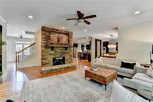 Building Photo - 11034 Estates Cir