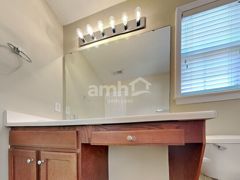 Building Photo - 85 Dove Pointe Ln